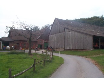 Bilder vom Hof (2001)